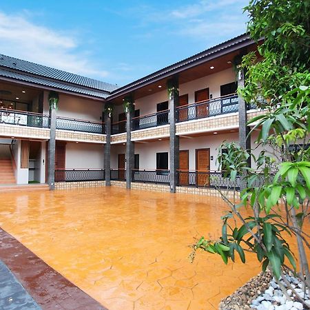 Pak Chong Avarin Resort מראה חיצוני תמונה