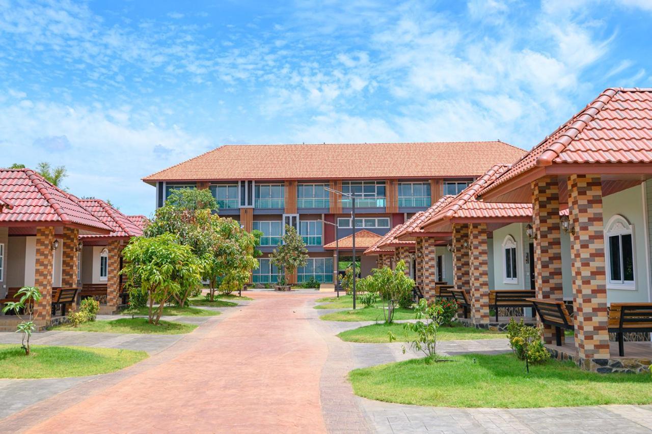 Pak Chong Avarin Resort מראה חיצוני תמונה